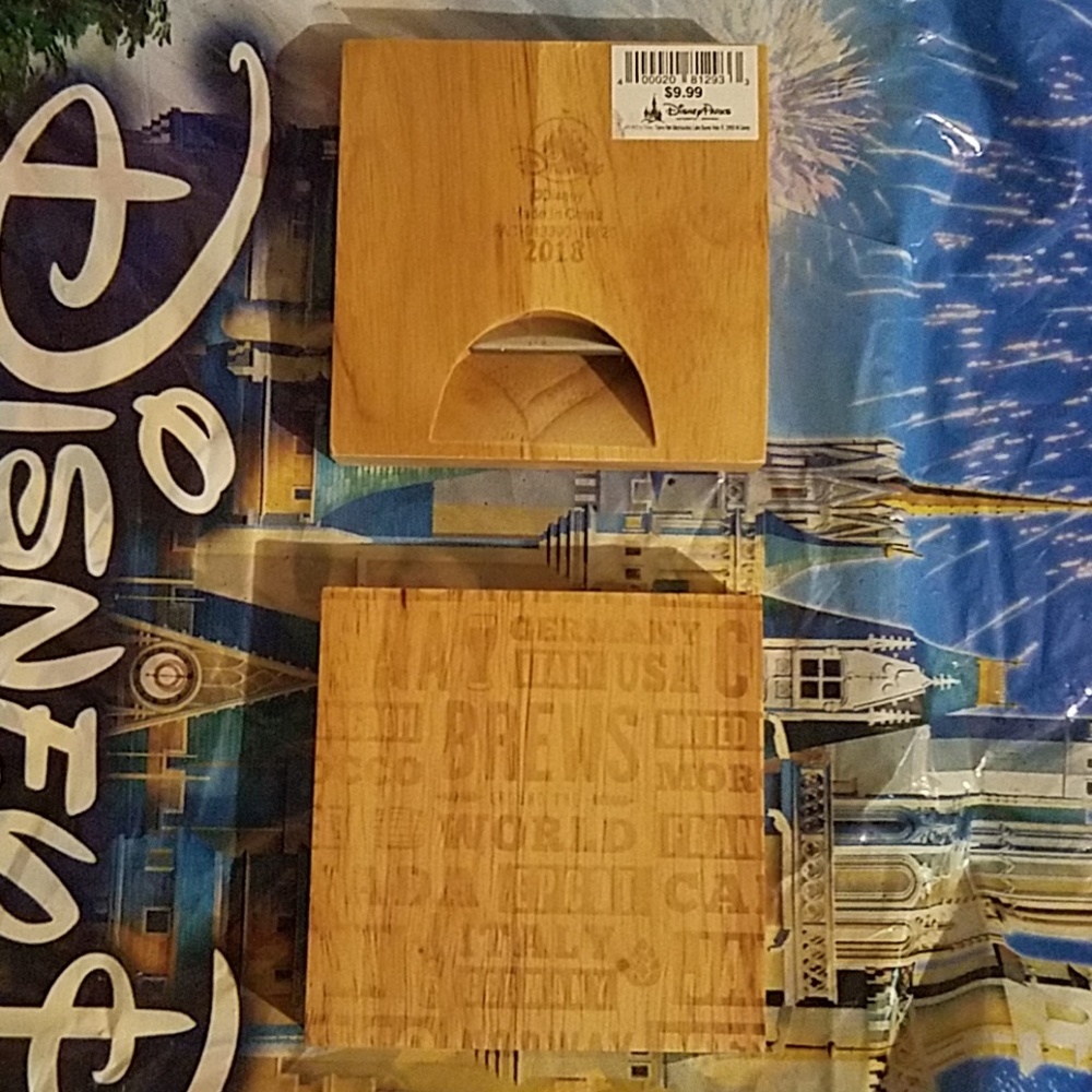 2018 Food & Wine Festival coaster with bottle open